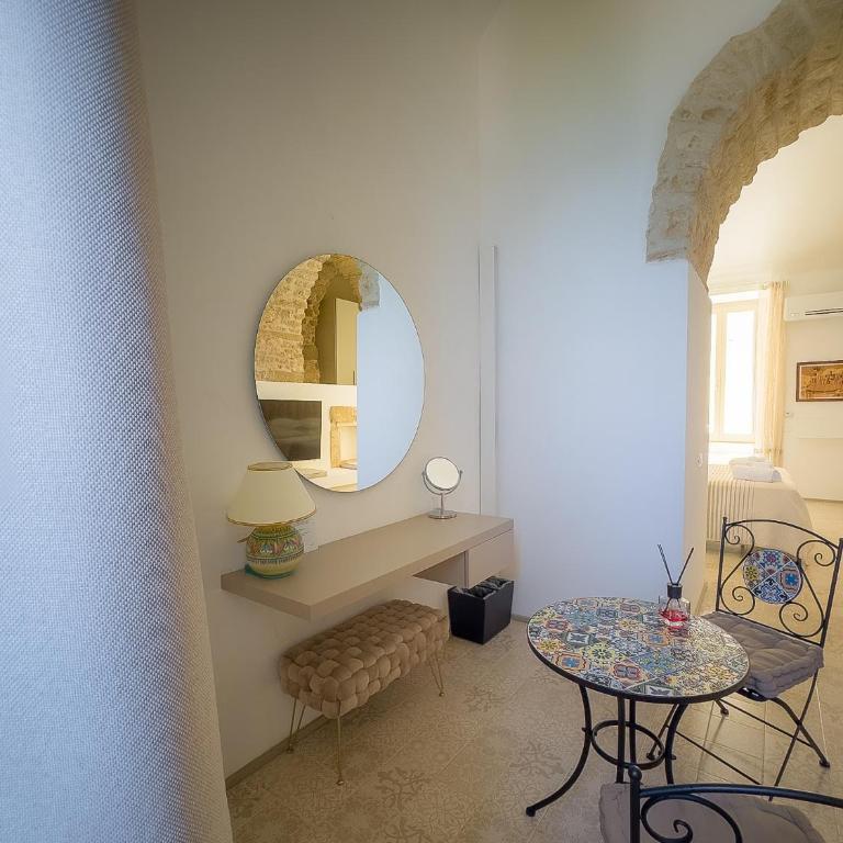 Tropea Vetera Luxury Home- Casa Forno 1638 - Double Room with Patio - 32