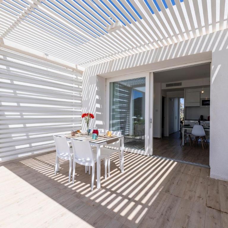 Stunning Capo Falcone Charming Superior Apartments 1 bedroom sleeps 4 persons - Appartamento - 79