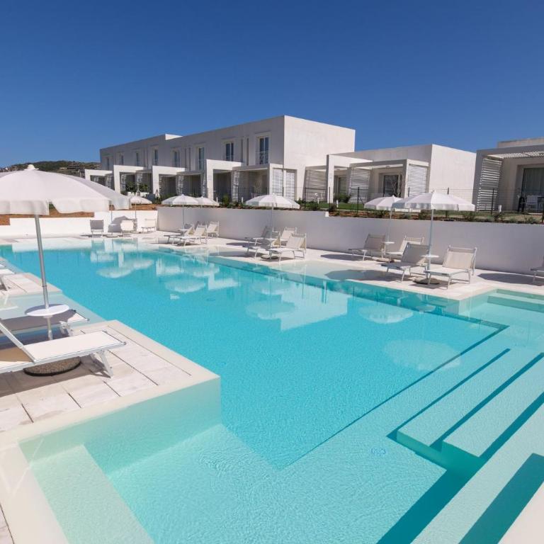 Stunning Capo Falcone Charming Apartments 1 Bedroom prem Apt sleeps 4 and child - Appartamento - 87