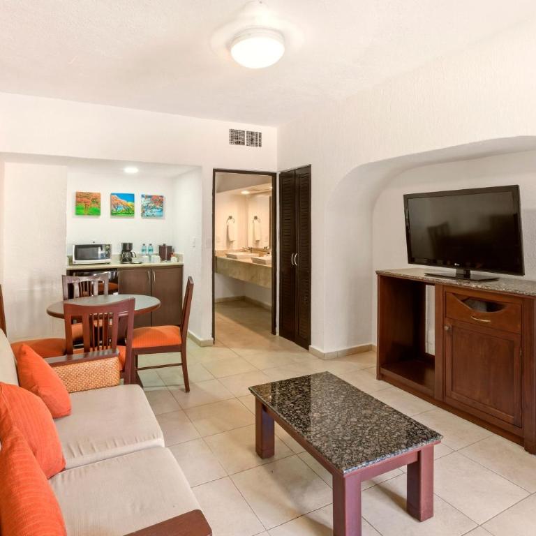 Laguna Suites - Deluxe Double Room - 1