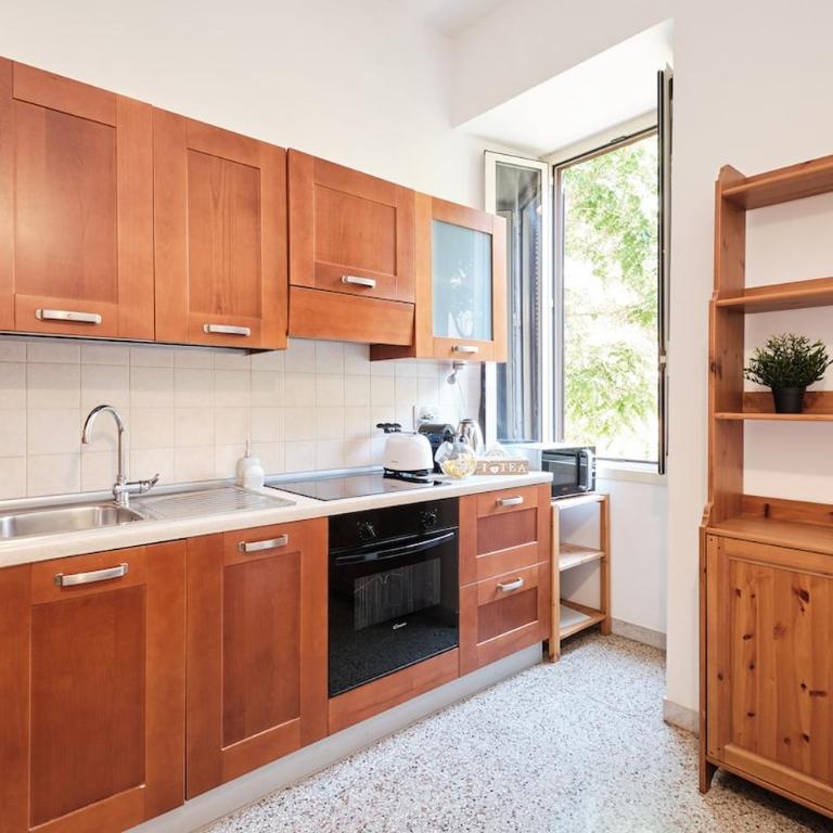 Domus Alberone - Appartamento con 3 Camere da Letto - 8