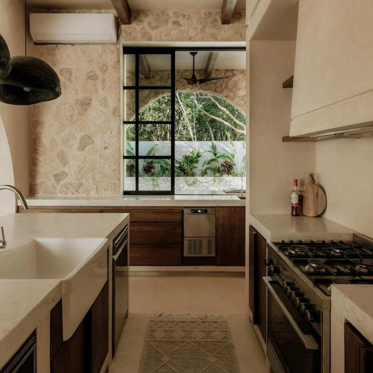 Villa Casa Colina Award Winning Villa 2 Pools Butler Sleeps 14 - Villa - 9