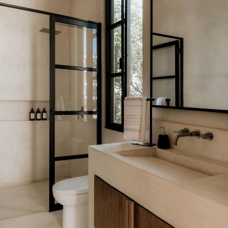 Villa Casa Colina Award Winning Villa 2 Pools Butler Sleeps 14 - Villa - 27
