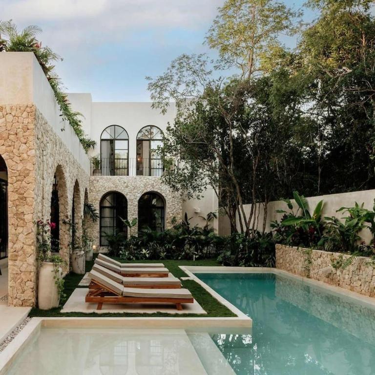 Villa Casa Colina Award Winning Villa 2 Pools Butler Sleeps 14 - Villa - 34