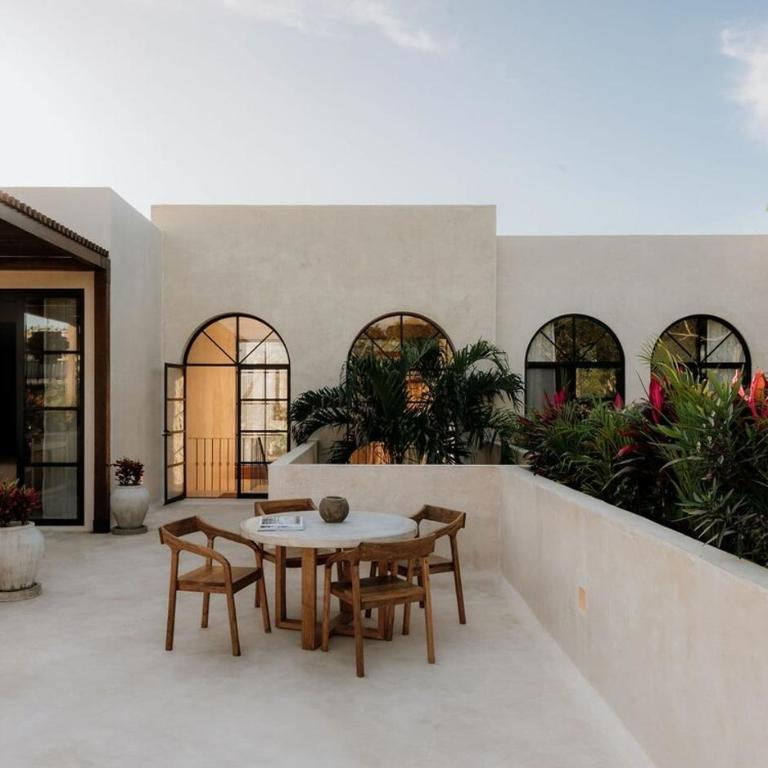 Villa Casa Colina Award Winning Villa 2 Pools Butler Sleeps 14 - Villa - 36