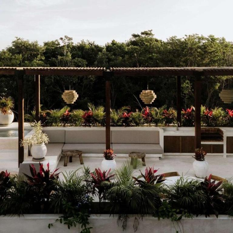 Villa Casa Colina Award Winning Villa 2 Pools Butler Sleeps 14 - Villa - 37