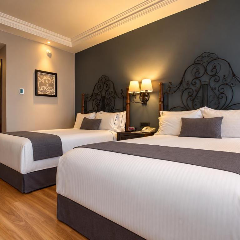 Zócalo Central - Family Double Room - 6