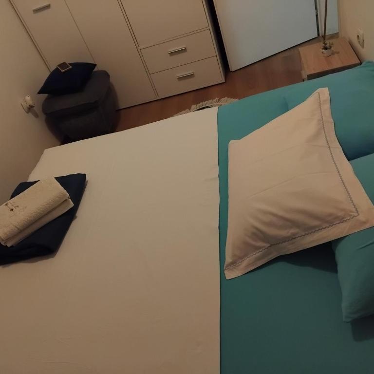 Apartman Dunja - Kuća sa 2 Spavaće Sobe - 8