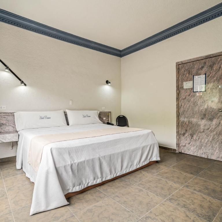 Hotel Panuco - Suite con bañera de hidromasaje - 1