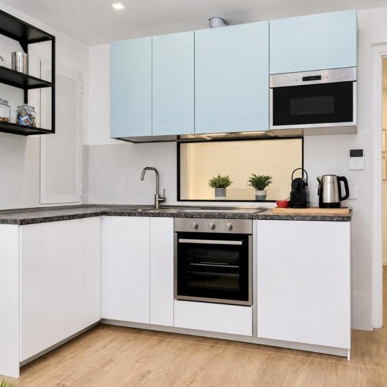 Modern & Elegant by NDP rent - Apartment - 5