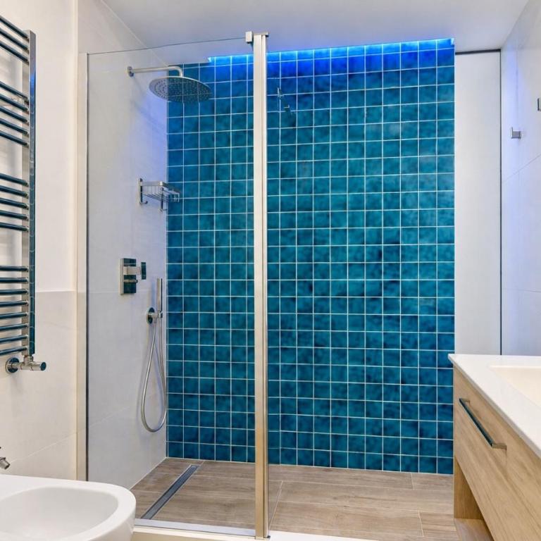 Modern & Elegant by NDP rent - Apartment - 8