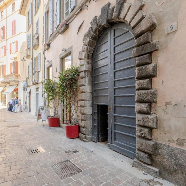 Luxury Gem in Como Center - Walk to Lake & Trains - Apartment mit 2 Schlafzimmern - 30