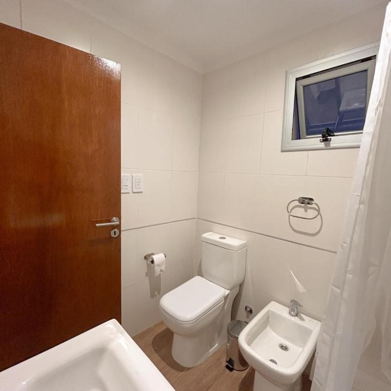 Monoambiente a estrenar excelente ubicación La Plata - One-Bedroom Apartment - 4