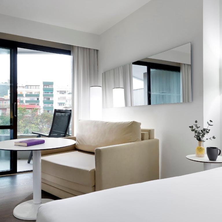 Meliá Palma Marina - Habitación Doble con vistas a la ciudad - 3