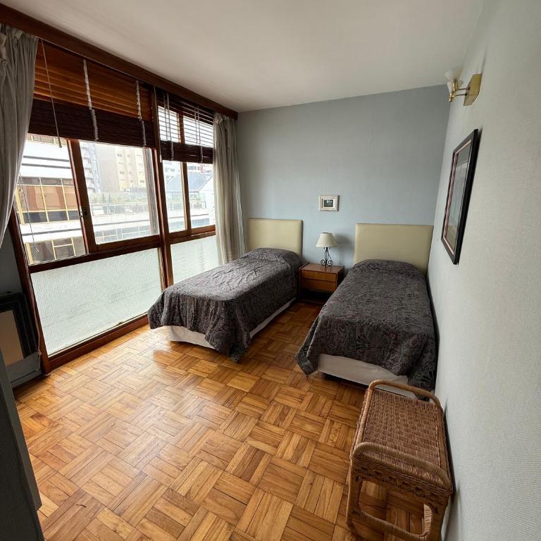 Depto con Amplia Terraza frente a Playa Grande en Edificio Premiado - Apartamento de 3 dormitorios con vistas al mar - 7