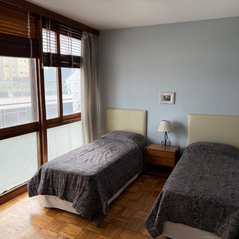 Depto con Amplia Terraza frente a Playa Grande en Edificio Premiado - Apartamento de 3 dormitorios con vistas al mar - 16