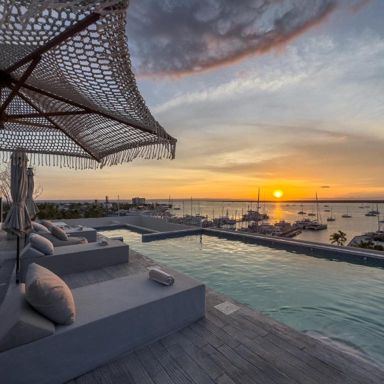 MarinaWellmina-Sunset Pool Vibes - Apartamento de 2 dormitorios con terraza y vistas al mar - 2