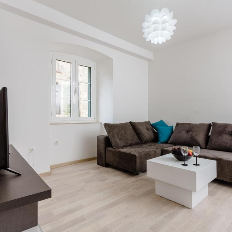 Old Town Summer Apartment - Two-Bedroom Apartment - 7