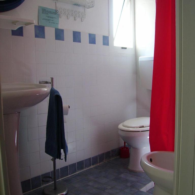 Albergo Maria Gabriella - Camera Quadrupla con Balcone - 6
