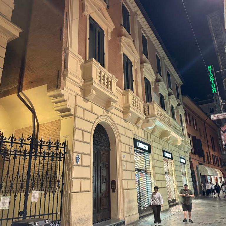 Palazzo Minghetti via Oberdan 7 - Appartamento con 1 Camera da Letto - 23
