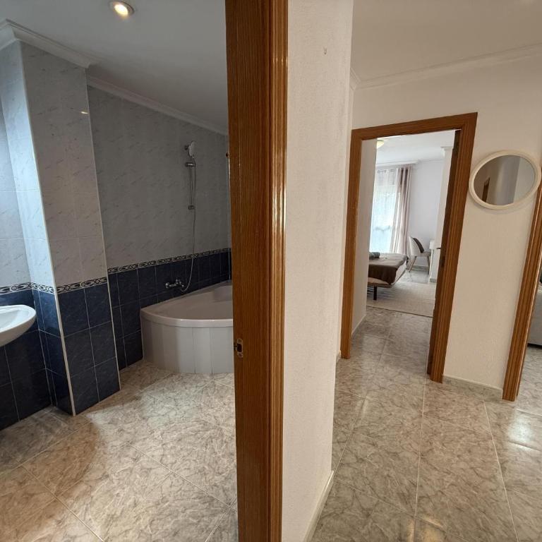 La Florida Acogedor apartamento de 2 dormitorios en Alicante by Turihome - Apartamento - 25