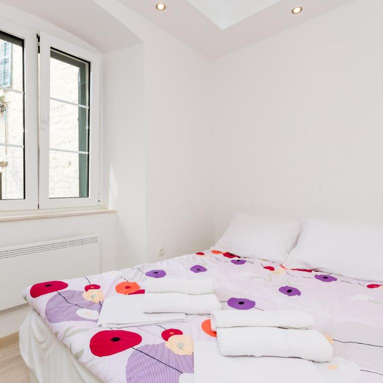 Old Town Summer Apartment - Two-Bedroom Apartment - 23