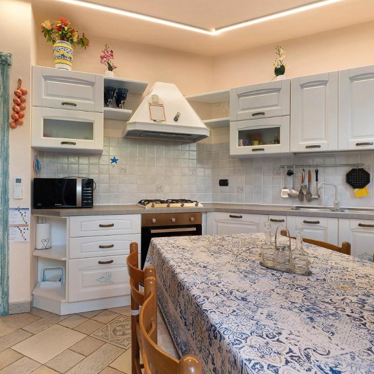 La Dimora di Ionela - Casa con 2 Camere da Letto - 10