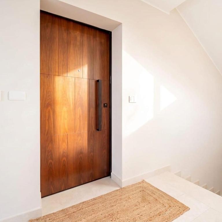 Flaviro-Large Modern Accommodation with Parking - Appartamento - 21