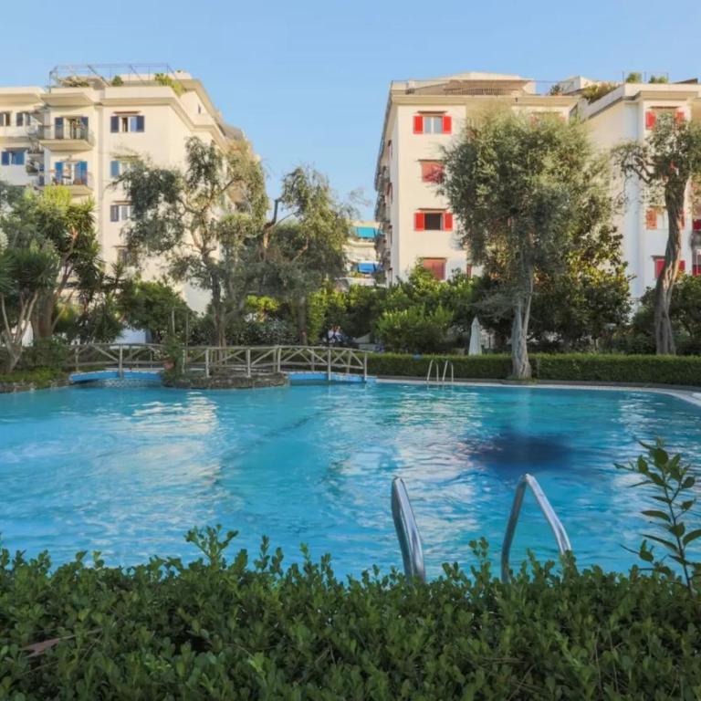 SorrentoVibes - Modern Apartment with Terrace, Swimming Pool&Tennis - Appartamento con 2 Camere da Letto - 10