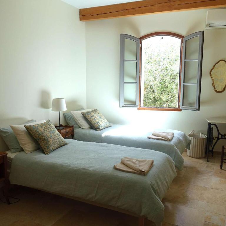 Historic Uzes Townhouse Balcony and Terrace - Casa Vacanze - 7
