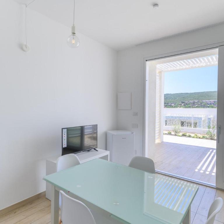 Stunning Capo Falcone Charming Comfort Apartments no1359 Pelosi Beach 4 persons - Appartamento - 51