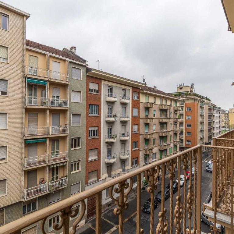GuestHost - Olympic Stadium and Inalpi Apartment - Two-Bedroom Apartment - 19