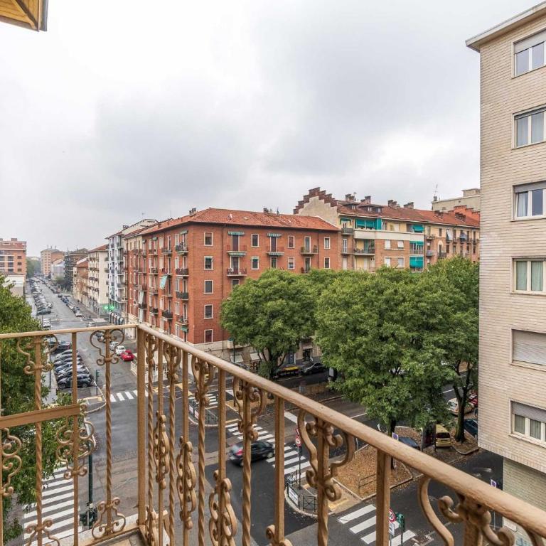 GuestHost - Olympic Stadium and Inalpi Apartment - Two-Bedroom Apartment - 18