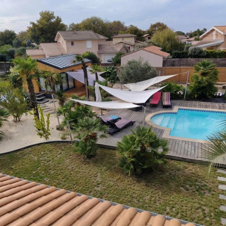 Chalet Le Clos Exotique - One-Bedroom Chalet - 1