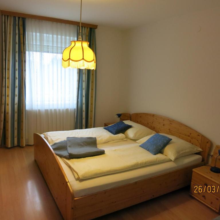 Ferienwohnungen Kremsbrucker - Apartment mit Terrasse - 4