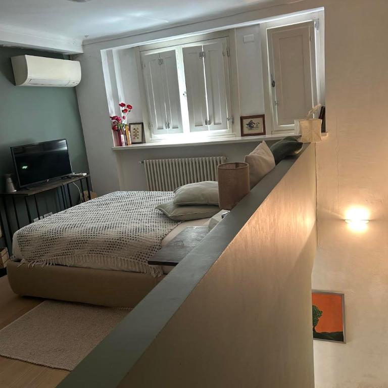 Loft Crimea con patio - Apartamento de 1 dormitorio - 3