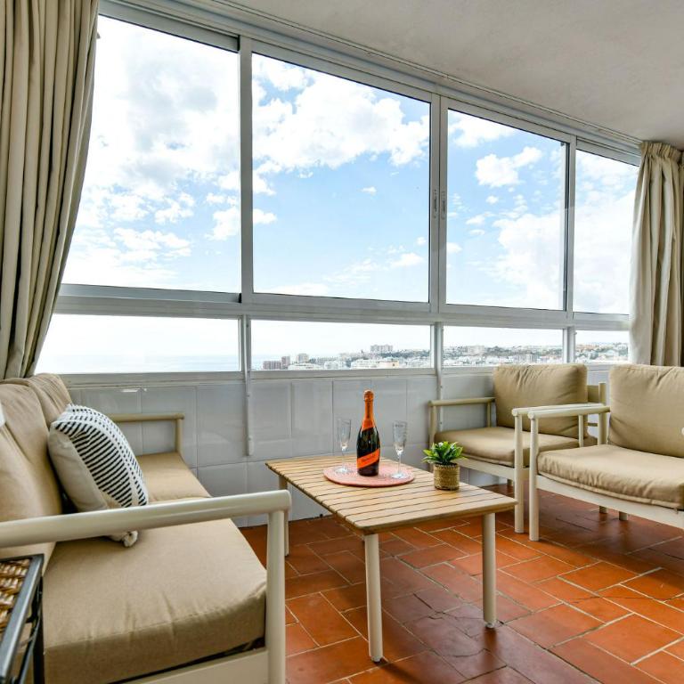 MalagaSuite Sea Horizon with Terrace - Apartment mit 3 Schlafzimmern und Meerblick - 8