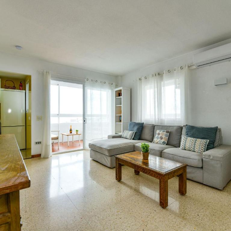 MalagaSuite Sea Horizon with Terrace - Apartment mit 3 Schlafzimmern und Meerblick - 13