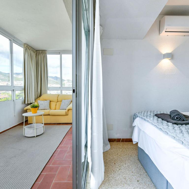 MalagaSuite Sea Horizon with Terrace - Apartment mit 3 Schlafzimmern und Meerblick - 18