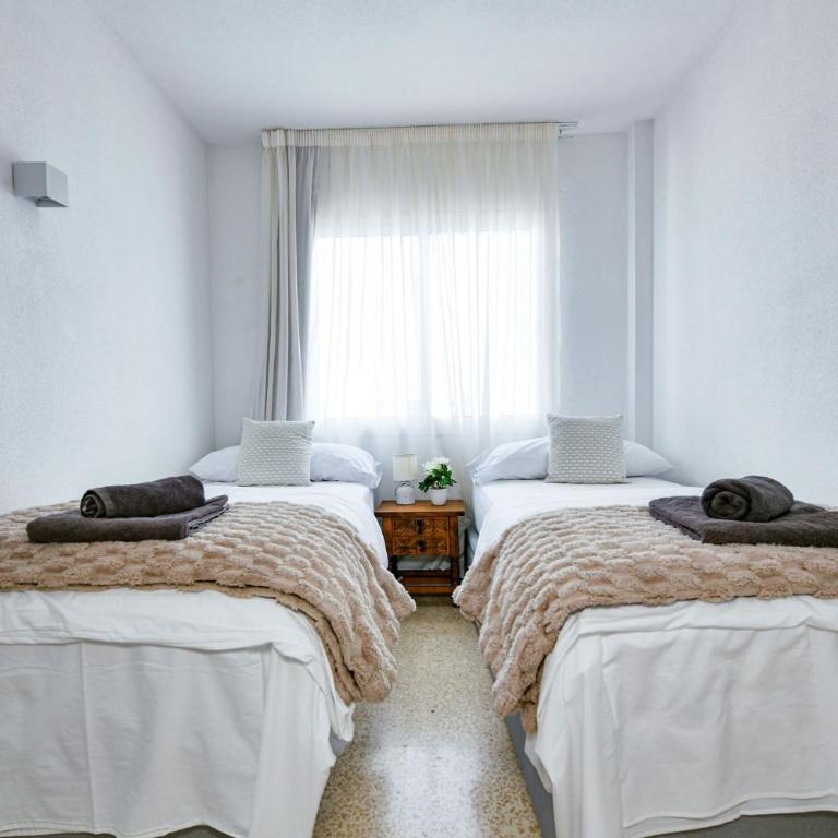 MalagaSuite Sea Horizon with Terrace - Apartment mit 3 Schlafzimmern und Meerblick - 26