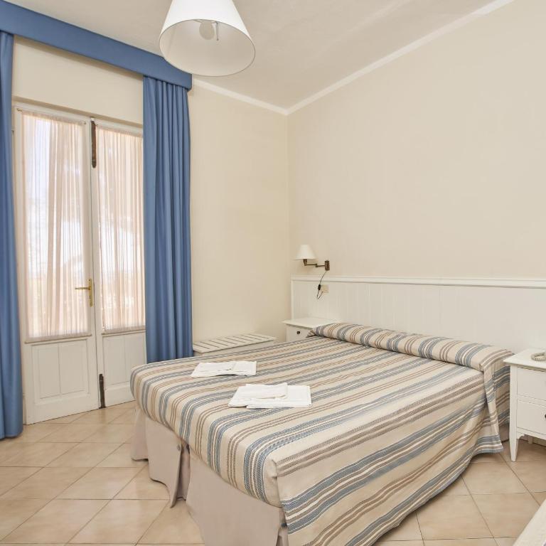 Hotel Villa Rodriguez - Adults Only over 12 - Classic Double Room Ground floor - 2