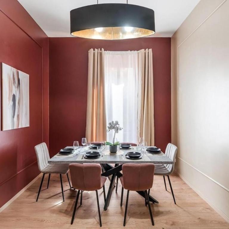 4 Bedrooms Luxury Jacuzzi - 10 min Metro to Colosseum - Apartment - 16