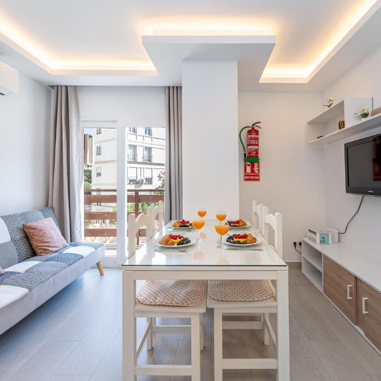 797 HOLIDAY RENTALS - Amplio piso cerca del mar en Naciones - Two-Bedroom Apartment - 8