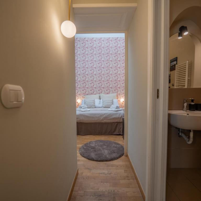 Cinema Boutique Collection - Rooms, Suites & Apartments - Camera Matrimoniale Economy - 6