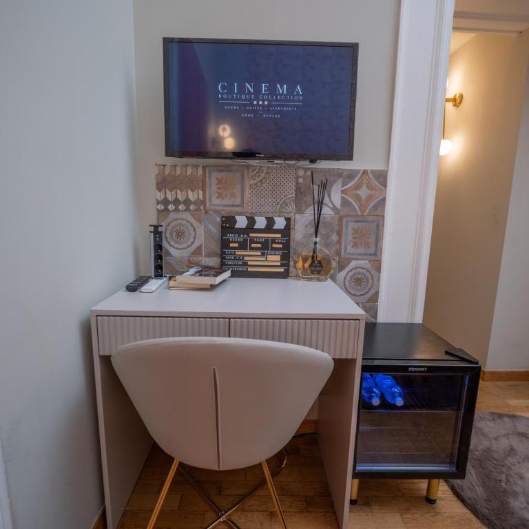 Cinema Boutique Collection - Rooms, Suites & Apartments - Camera Matrimoniale Economy - 9