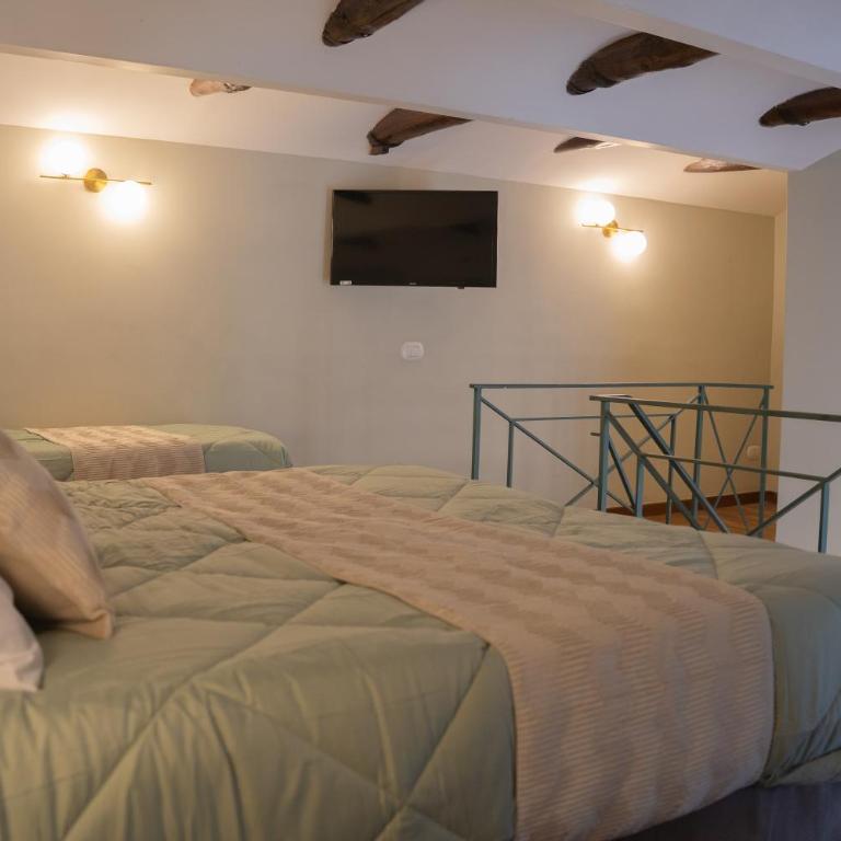 Cinema Boutique Collection - Rooms, Suites & Apartments - Suite Familiare con Balcone - 14
