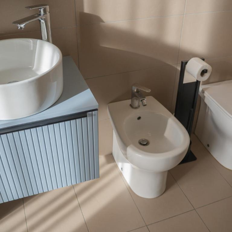 Cinema Boutique Collection - Rooms, Suites & Apartments - Camera Tripla - 19