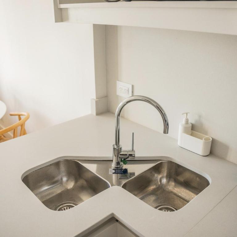 Depto premium zona Guemes con cochera - Apartamento Deluxe de 1 dormitorio - 9