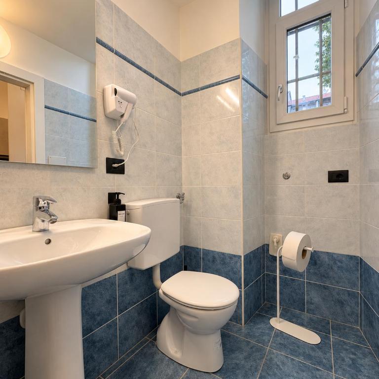 Sunrise Inn Turin center apartment - One-Bedroom Apartment - 11