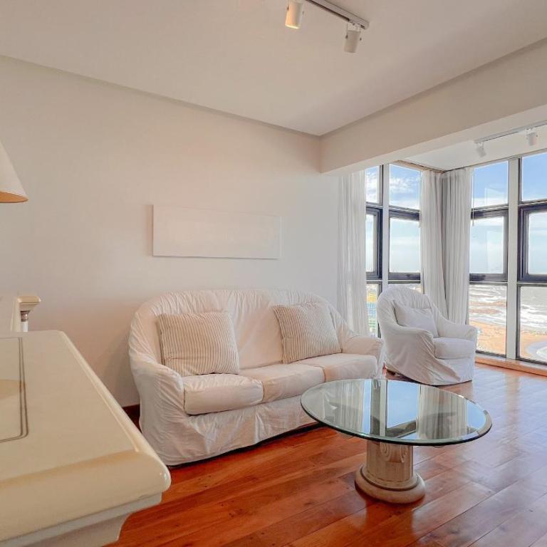 Depto con vista al mar en La Perla y cochera - Apartamento con vistas al mar - 1